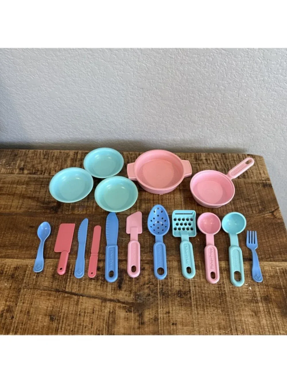 VTG Fisher Price Fun With Food Dishes Utensils Bowls Cookware Pots Pans Lot 16pc